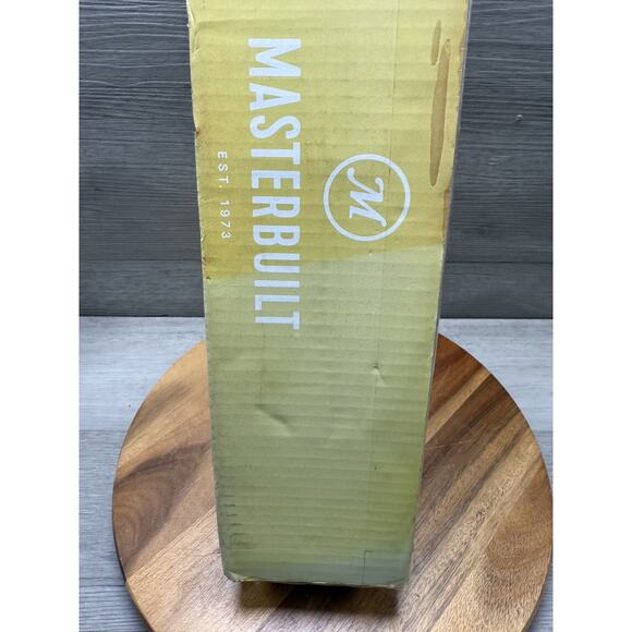 Masterbuilt MES 400 Series Smoker Rotisserie Kit with Motor - Picture 3 of 8